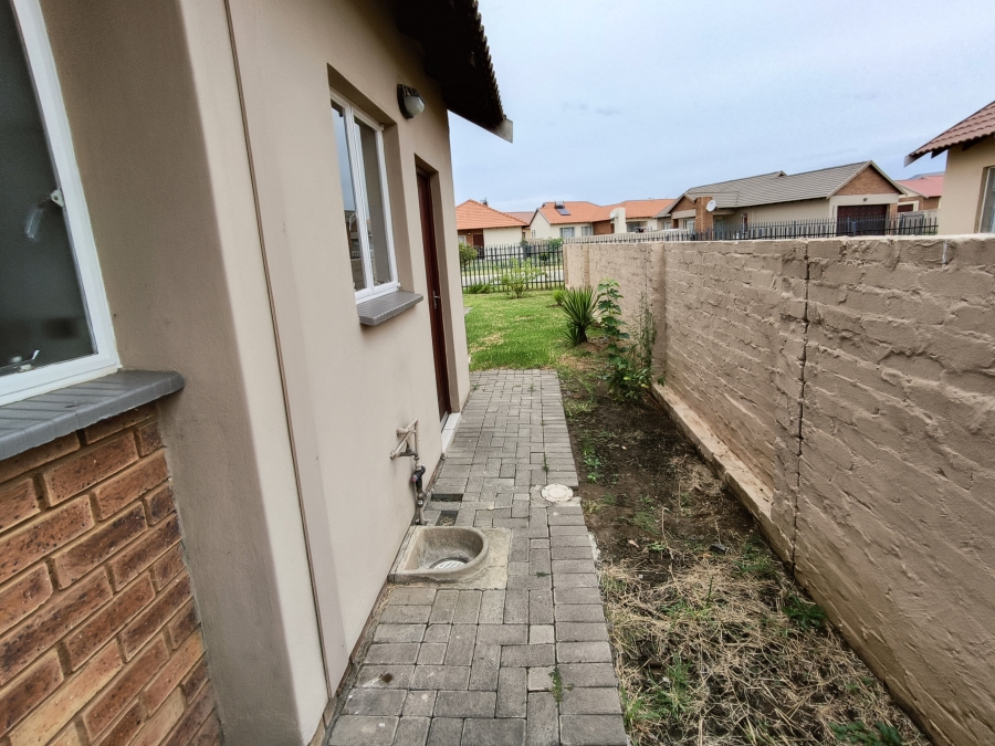 3 Bedroom Property for Sale in Waterkloof Hill Estate North West